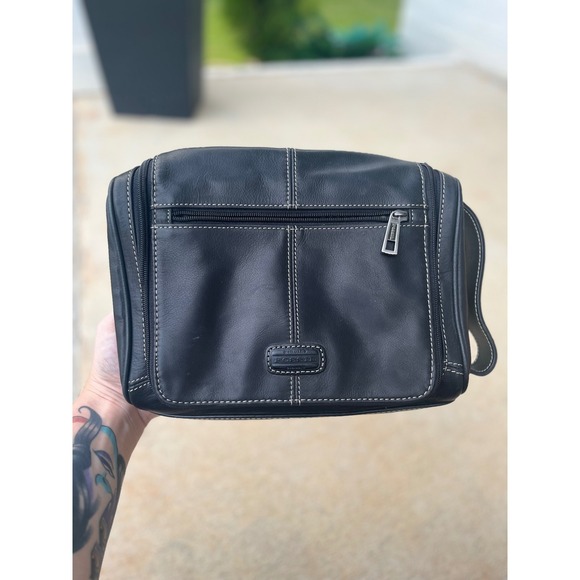 Fossil Black Genuine Leather Dopp Kit Travel Bag Toiletry Organizer for Men - Picture 1 of 6